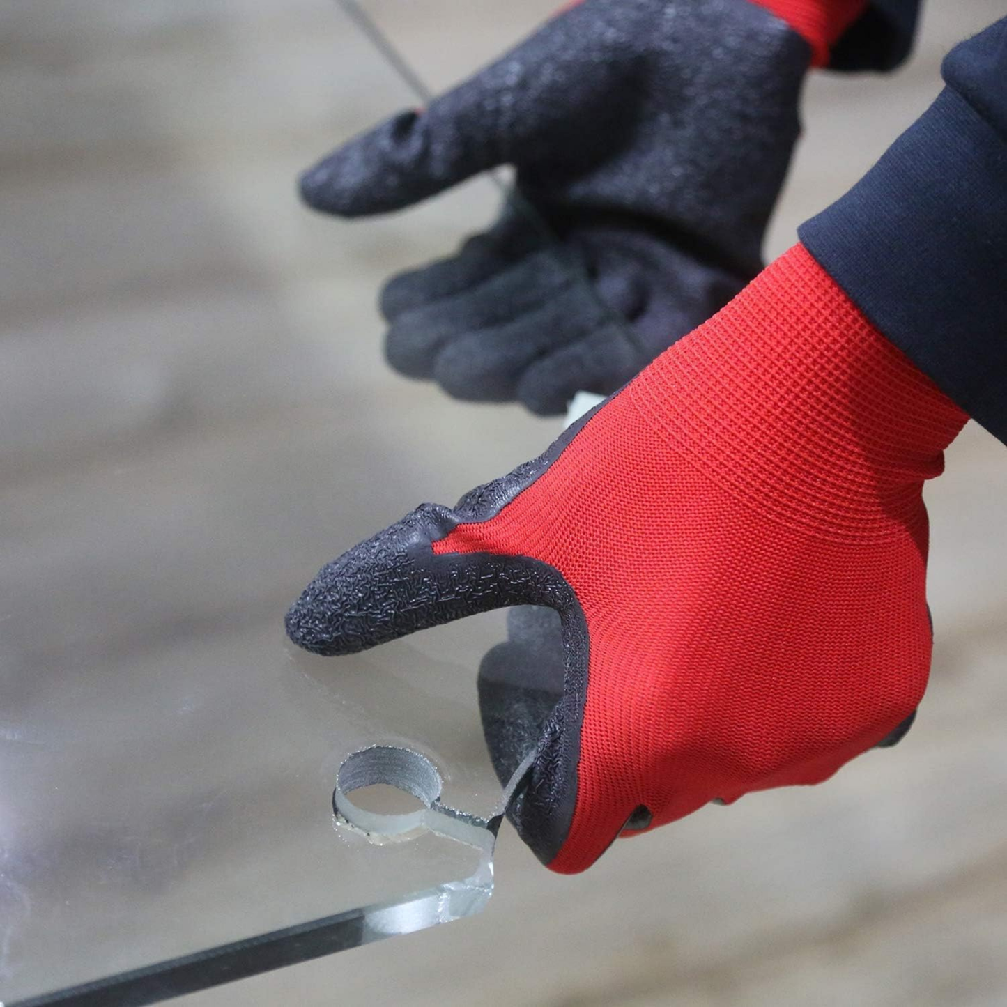 Latex coated Red and Black Cut Resistant Industrial Safety Gloves